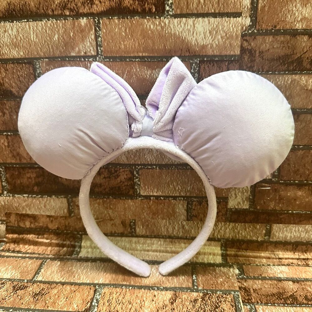 Disney Minnie Mouse Silver Minnie Mouse Ears Headband - Picture 4 of 9